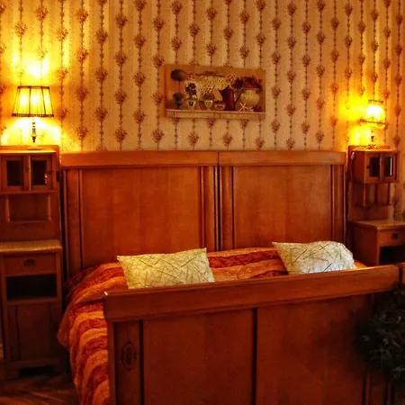 Hostel Hostelik Wiktorianski *