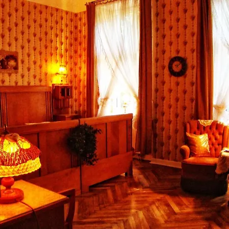 Hostelik Wiktorianski Hostel *