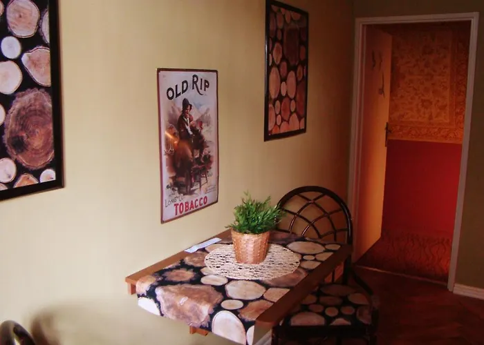 Vandrarhem Hostelik Wiktorianski *